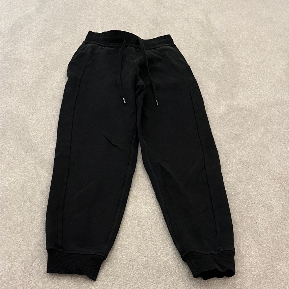 LULULEMON SCUBA CUFFED PANTS - BLACK - SIZE 0